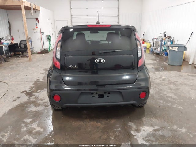 2018 Kia Soul მანქანა იყიდება აუქციონზე, vin: KNDJN2A21J7892186, აუქციონის ნომერი: 45986787