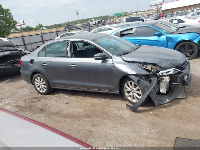 45986792 :رقم المزاد ، 3VWDX7AJ4DM365746 vin ، 2013 Volkswagen Jetta 2.5l Se مزاد بيع