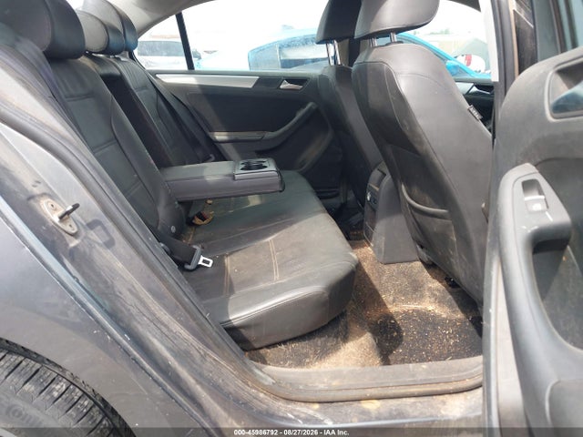 45986792 :رقم المزاد ، 3VWDX7AJ4DM365746 vin ، 2013 Volkswagen Jetta 2.5l Se مزاد بيع