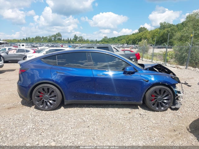 2021 Tesla Model Y Performance Dual Motor All-wheel Drive მანქანა იყიდება აუქციონზე, vin: 5YJYGDEF1MF079091, აუქციონის ნომერი: 45986797