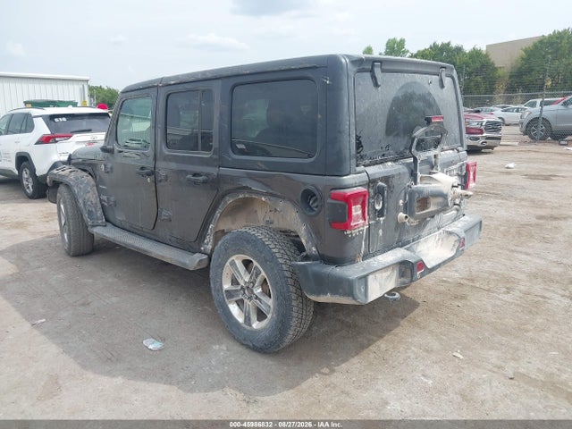 45986832 :رقم المزاد ، 1C4HJXEG8JW156106 vin ، 2018 Jeep Wrangler Unlimited Sahara 4x4 مزاد بيع