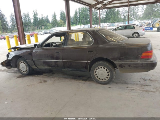 1990 Lexus Ls 400 მანქანა იყიდება აუქციონზე, vin: JT8UF11E5L0011773, აუქციონის ნომერი: 45986867