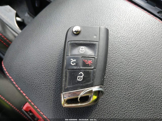 2016 Volkswagen Golf Gti Se 4-door მანქანა იყიდება აუქციონზე, vin: 3VW4T7AUXGM041484, აუქციონის ნომერი: 45986895
