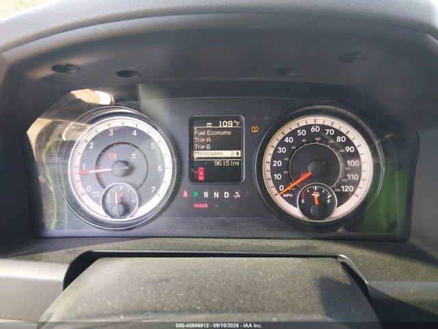 1C6RR6FG6KS500604 RAM 1500 Classic Express 4x2 6&#039;4 Box