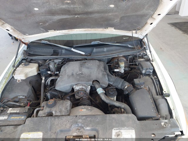 45986918 :رقم المزاد ، 1LNHM81W4YY838470 vin ، 2000 Lincoln Town Car Executive مزاد بيع