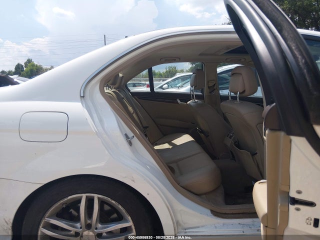 45986930 :رقم المزاد ، WDDGF4HB3DR258658 vin ، 2013 Mercedes-benz C 250 Sport مزاد بيع