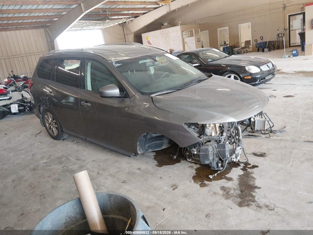 45986932 :رقم المزاد ، 5N1AR2MM9GC643356 vin ، 2016 Nissan Pathfinder Sv مزاد بيع