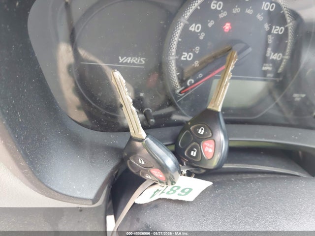45986956 :رقم المزاد ، VNKKTUD36FA018718 vin ، 2015 Toyota Yaris Le مزاد بيع