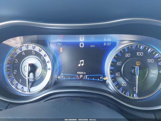 2C3CCAAG3PH661666 Chrysler 300 Touring