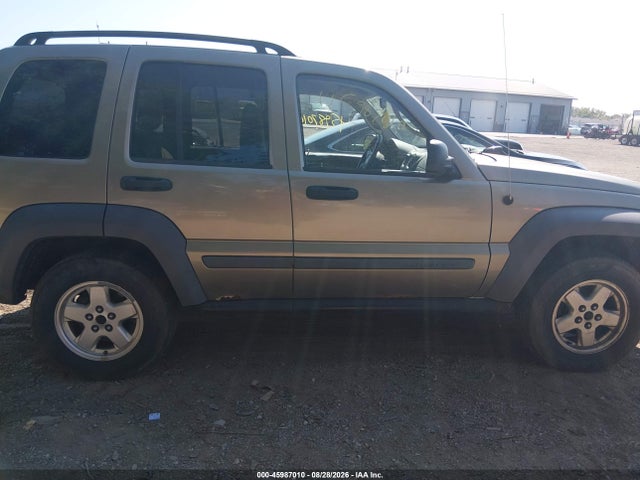 2005 Jeep Liberty Sport მანქანა იყიდება აუქციონზე, vin: 1J4GL48K05W681424, აუქციონის ნომერი: 45987010