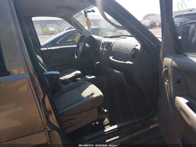 2005 Jeep Liberty Sport მანქანა იყიდება აუქციონზე, vin: 1J4GL48K05W681424, აუქციონის ნომერი: 45987010
