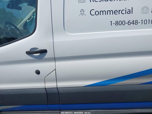 45987013 :رقم المزاد ، 1FTYE1ZM3GKA15557 vin ، 2016 Ford Transit-150 مزاد بيع