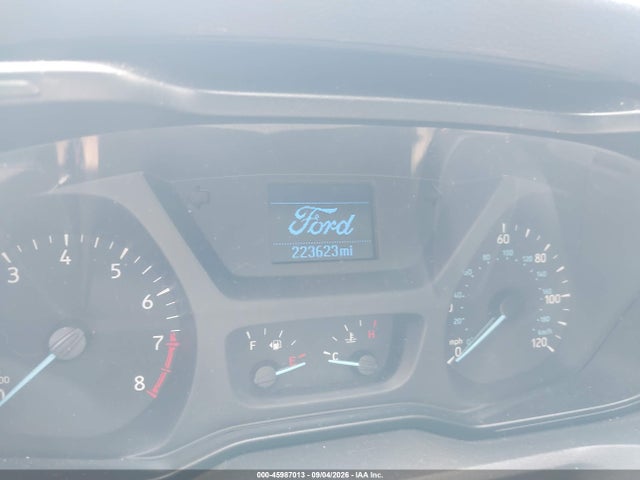 45987013 :رقم المزاد ، 1FTYE1ZM3GKA15557 vin ، 2016 Ford Transit-150 مزاد بيع