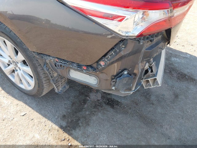 Продаж на аукціоні авто 2018 Toyota Camry Le, vin: 4T1B11HK5JU104684, номер лоту: 45987017