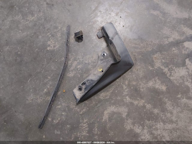 2012 Ford Escape Xlt მანქანა იყიდება აუქციონზე, vin: 1FMCU0DG2CKA48239, აუქციონის ნომერი: 45987027