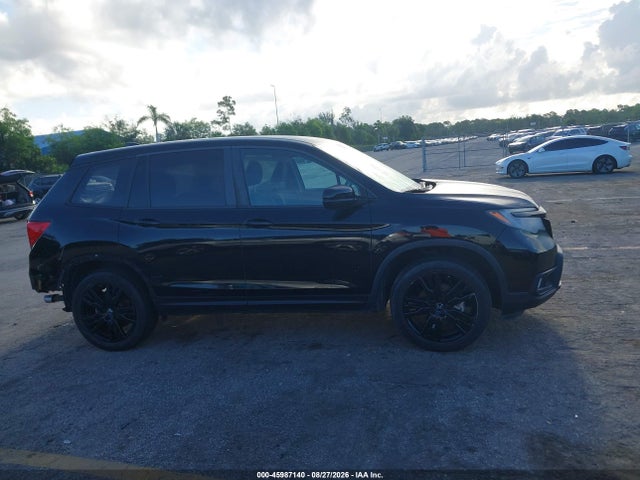 Продажа на аукционе авто 2021 Honda Passport Awd Sport, vin: 5FNYF8H27MB038581, номер лота: 45987140
