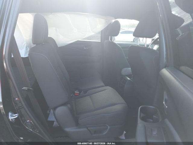 Продажа на аукционе авто 2021 Honda Passport Awd Sport, vin: 5FNYF8H27MB038581, номер лота: 45987140