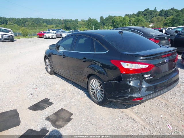 45987265 :رقم المزاد ، 1FADP3J28EL378027 vin ، 2014 Ford Focus Titanium مزاد بيع