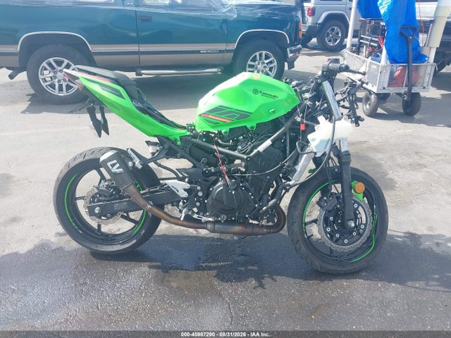 Kawasaki EX400 2023 JKAEXKG14PDAS0487 Image 13