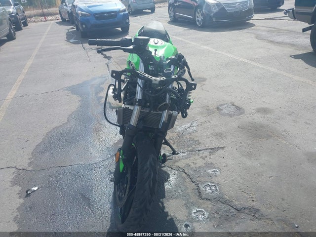 Kawasaki EX400 2023 JKAEXKG14PDAS0487 Image 5