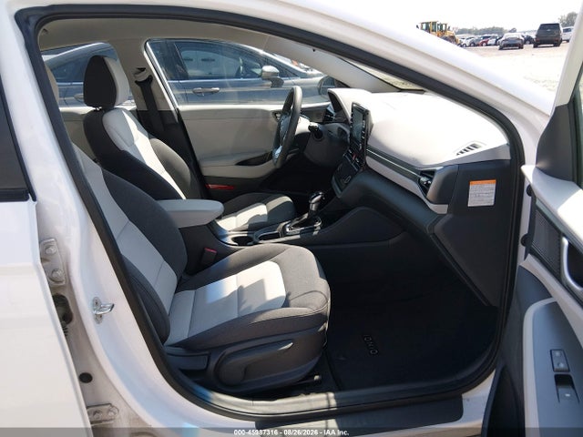 Продажа на аукционе авто 2020 Hyundai Ioniq Hybrid Blue, vin: KMHC65LC4LU219115, номер лота: 45987316