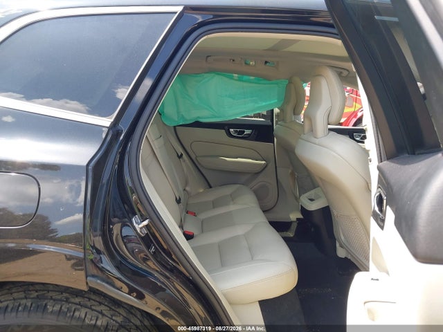 2018 Volvo Xc60 T6 Momentum მანქანა იყიდება აუქციონზე, vin: YV4A22RK4J1046616, აუქციონის ნომერი: 45987319