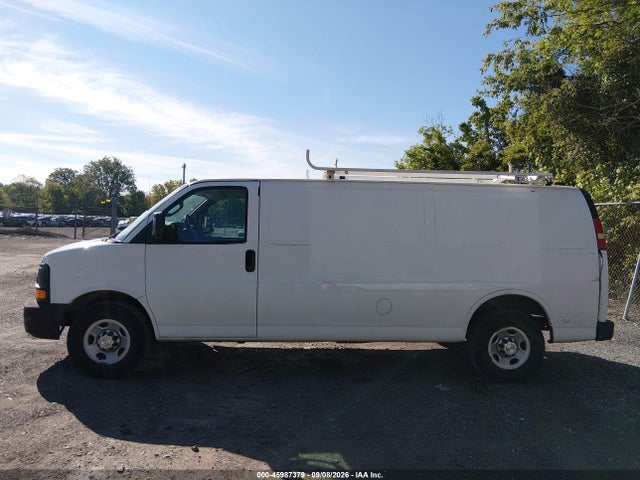 Chevrolet Express 2500 Work Van 2016 1GCWGBFF8G1232220 Image 19