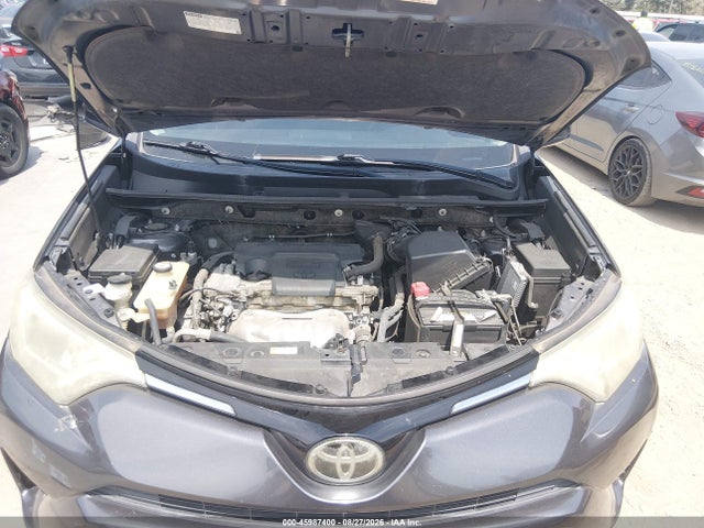 2018 Toyota Rav4 Le მანქანა იყიდება აუქციონზე, vin: JTMZFREV7JJ177011, აუქციონის ნომერი: 45987400