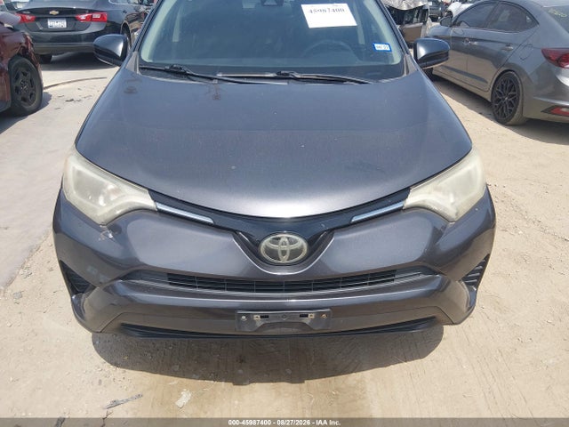 2018 Toyota Rav4 Le მანქანა იყიდება აუქციონზე, vin: JTMZFREV7JJ177011, აუქციონის ნომერი: 45987400