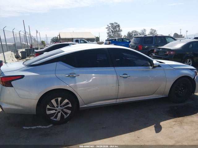 2022 Nissan Altima S Fwd მანქანა იყიდება აუქციონზე, vin: 1N4BL4BV9NN413020, აუქციონის ნომერი: 45987401