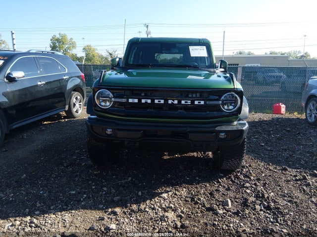 2023 Ford Bronco Outer Banks მანქანა იყიდება აუქციონზე, vin: 1FMDE5CH7PLB22215, აუქციონის ნომერი: 45987418