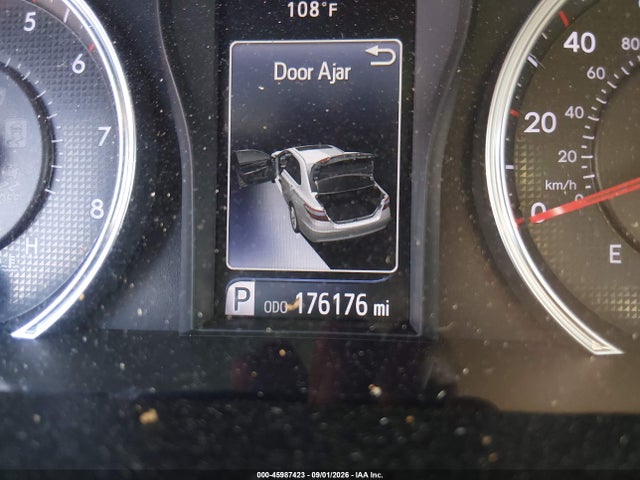 45987423 :رقم المزاد ، 4T1BF1FK7FU028641 vin ، 2015 Toyota Camry Se مزاد بيع