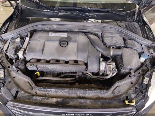 YV4902RMXF2678998 Volvo Xc60 T6 Platinum