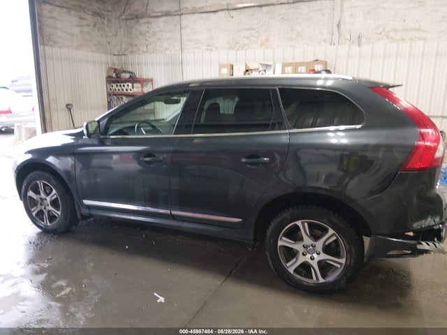 YV4902RMXF2678998 Volvo Xc60 T6 Platinum