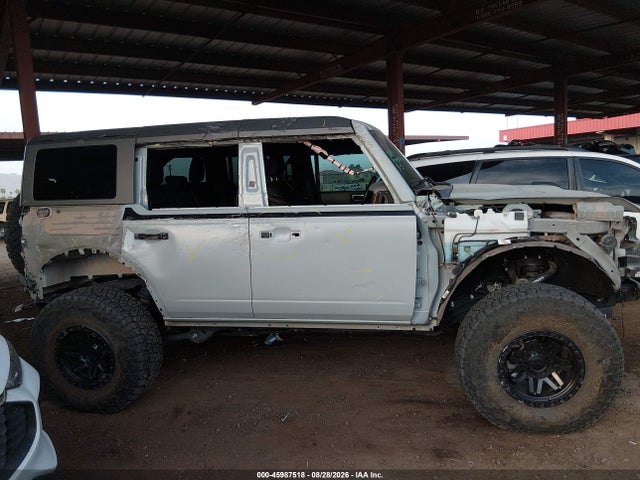 Продаж на аукціоні авто 2023 Ford Bronco Badlands, vin: 1FMEE5DP5PLB87834, номер лоту: 45987518