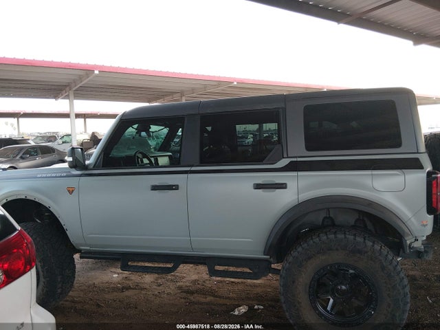 Продаж на аукціоні авто 2023 Ford Bronco Badlands, vin: 1FMEE5DP5PLB87834, номер лоту: 45987518