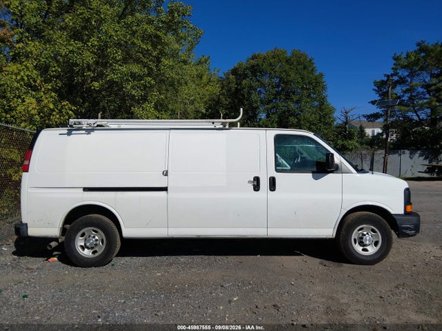 Chevrolet Express 2500 Work Van 2016 1GCWGBFF8G1231696 Image 13