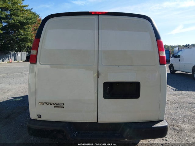 Chevrolet Express 2500 Work Van 2016 1GCWGBFF8G1231696 Image 16