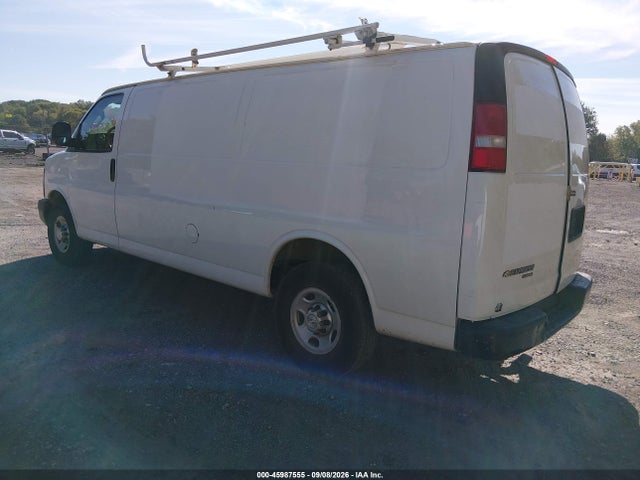 Chevrolet Express 2500 Work Van 2016 1GCWGBFF8G1231696 Image 3