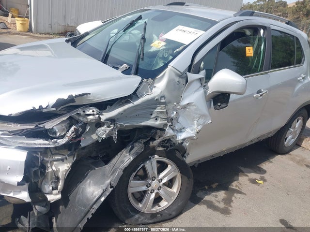 45987577 :رقم المزاد ، KL7CJLSB7LB010699 vin ، 2020 Chevrolet Trax Fwd Lt مزاد بيع