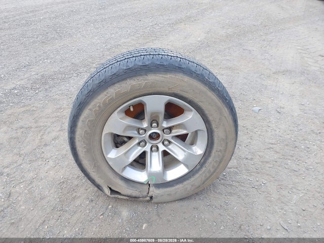 45987609 :رقم المزاد ، 1C6SRFRT2NN407382 vin ، 2022 Ram 1500 مزاد بيع