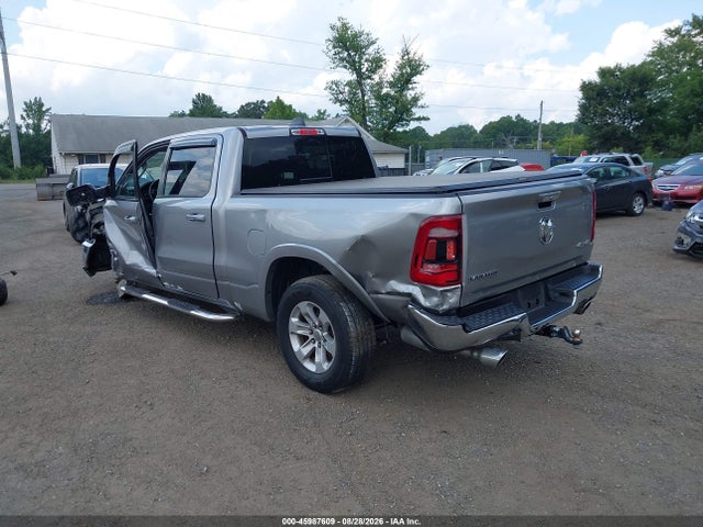 45987609 :رقم المزاد ، 1C6SRFRT2NN407382 vin ، 2022 Ram 1500 مزاد بيع