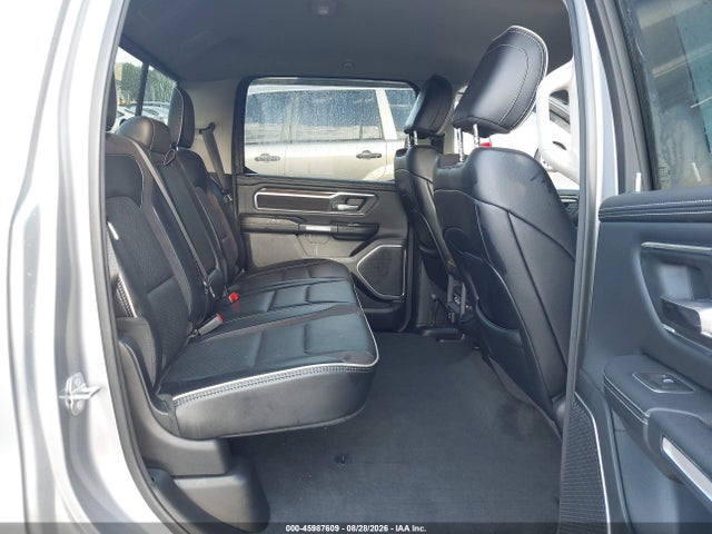 45987609 :رقم المزاد ، 1C6SRFRT2NN407382 vin ، 2022 Ram 1500 مزاد بيع