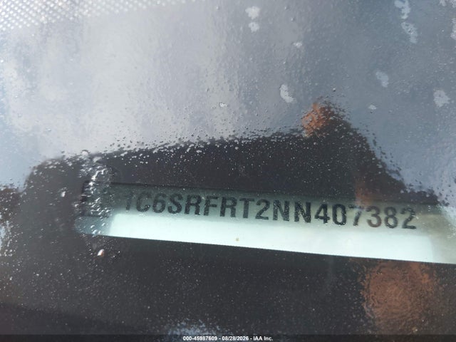 45987609 :رقم المزاد ، 1C6SRFRT2NN407382 vin ، 2022 Ram 1500 مزاد بيع