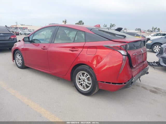 Toyota Prius Three 2018 JTDKARFU3J3067499 Image 3