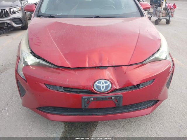 Toyota Prius Three 2018 JTDKARFU3J3067499 Image 6