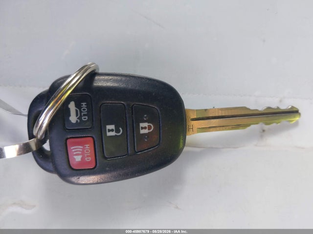 2T1BURHE5GC624278 Toyota Corolla Le Plus