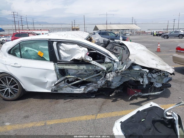 2024 Toyota Camry Se მანქანა იყიდება აუქციონზე, vin: 4T1G11AK7RU851151, აუქციონის ნომერი: 45987684