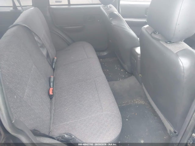 45987705 :رقم المزاد ، 1J4FF58S9YL157087 vin ، 2000 Jeep Cherokee Classic مزاد بيع