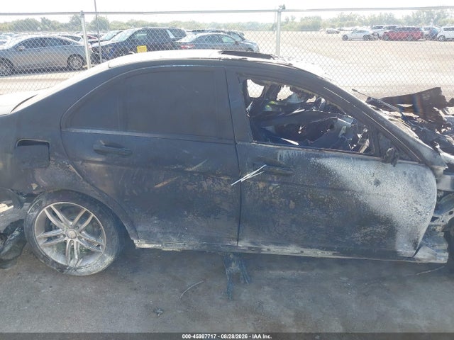 45987717 :رقم المزاد ، WDDGF4HB7ER317986 vin ، 2014 Mercedes-benz C 250 Sport مزاد بيع